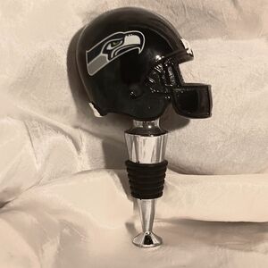 Seattle Seahawks Wine Bottle Helmet Stopper